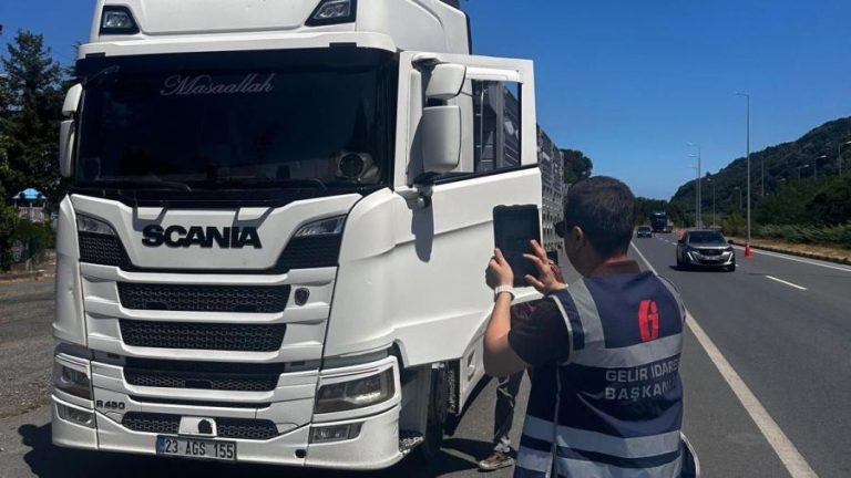 Zonguldak’ta ticari taşıtlara yönelik denetimlerde 87 araca ceza kesildi