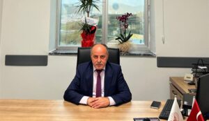 Diş hastanesi müdürü Mehmet Yılmaz göreve başladı